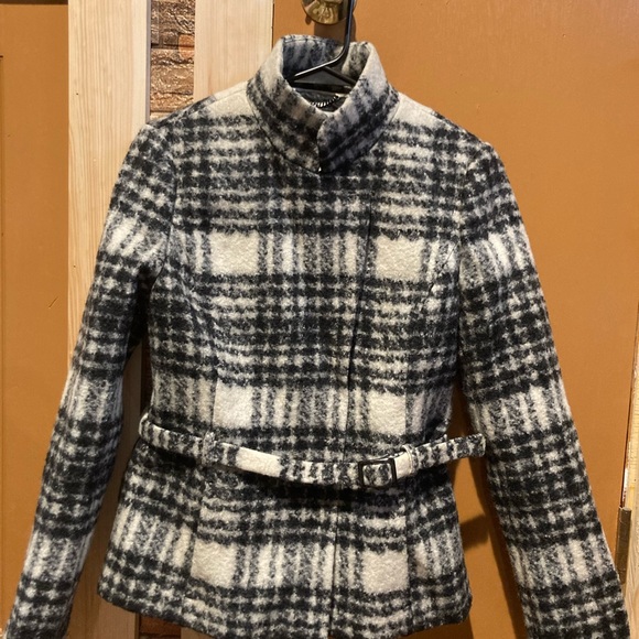 Jacket - Picture 3 of 5